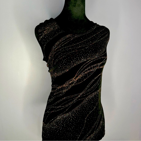 Black Sparkle Top- Perfect For a Night Out - Picture 2 of 5